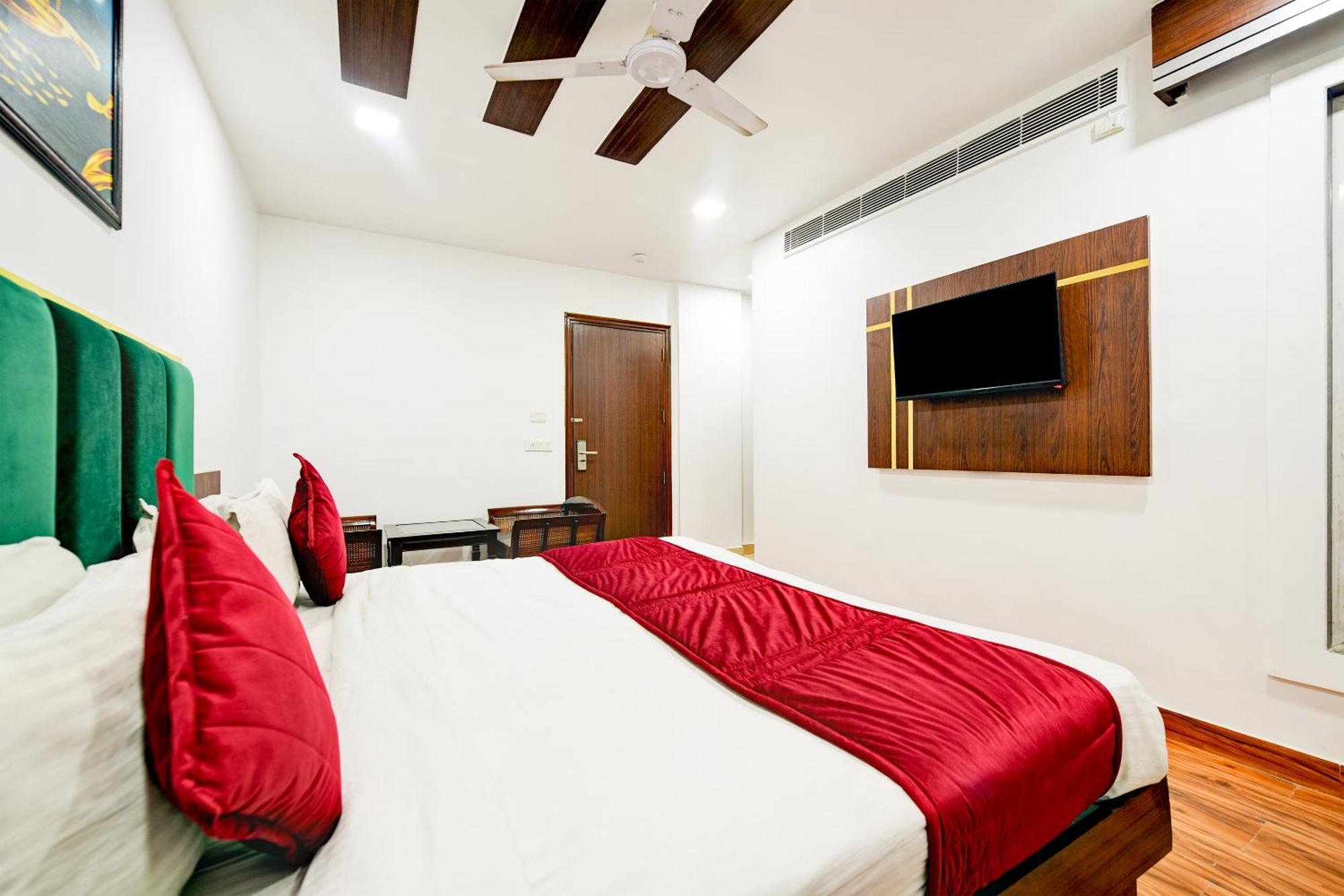 Staybook South Delhi New Delhi Buitenkant foto